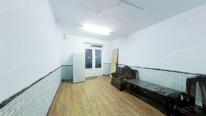 东大小区二手房实景图