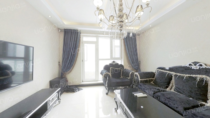 绿地海域中央墅B区二手房实景图