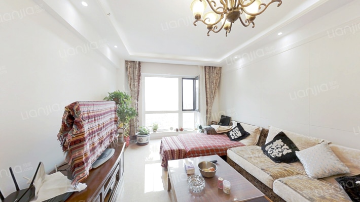 华润橡左橡右二手房实景图