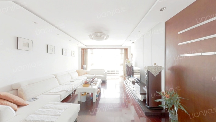 富奥花园C区二手房实景图