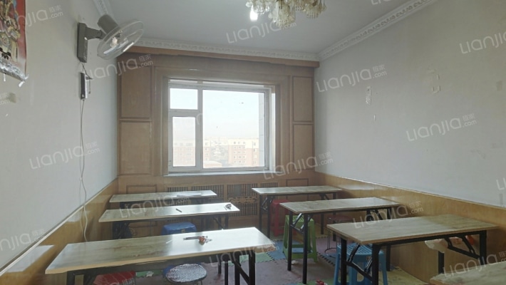 岭东路教师住宅小区二手房实景图