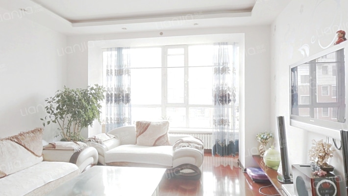 春园旭日华庭二手房实景图