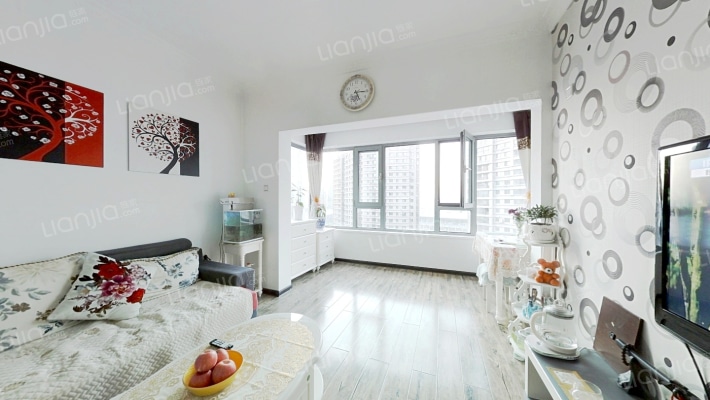 悦山国际一期二手房实景图