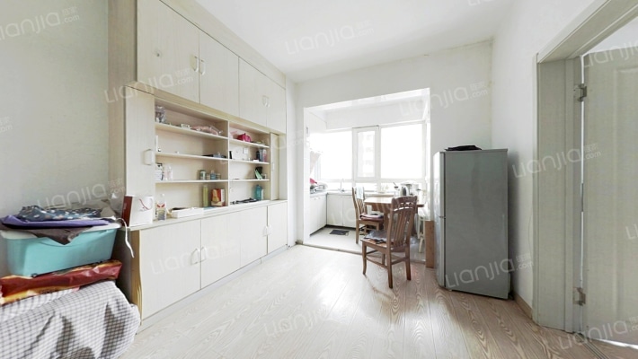 学府怡园二手房实景图