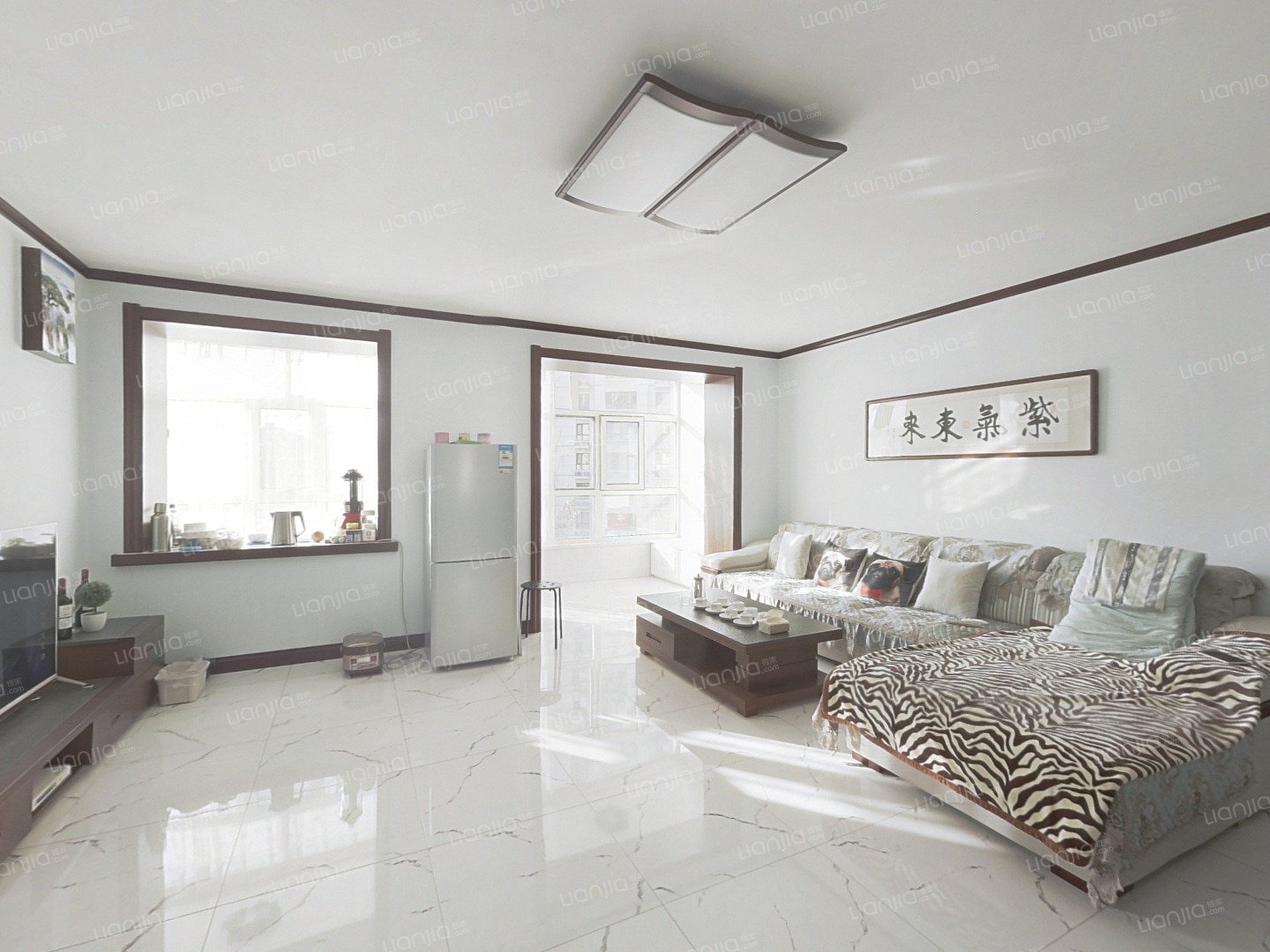 群力封闭小区新城花园一室明厅精装修南北通透80米95万