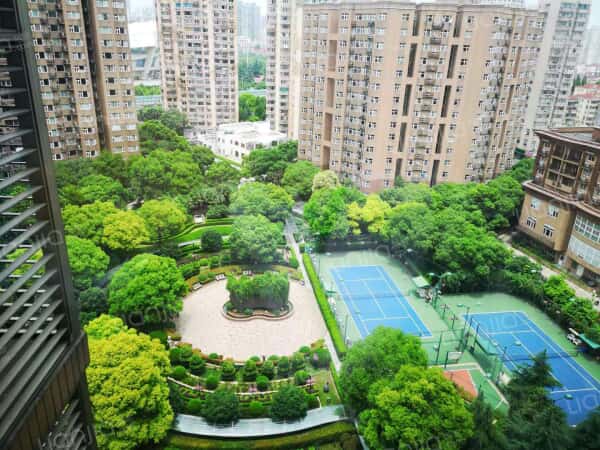 徐汇苑三期 两房朝南两房朝北 精装修4房 物业管理好