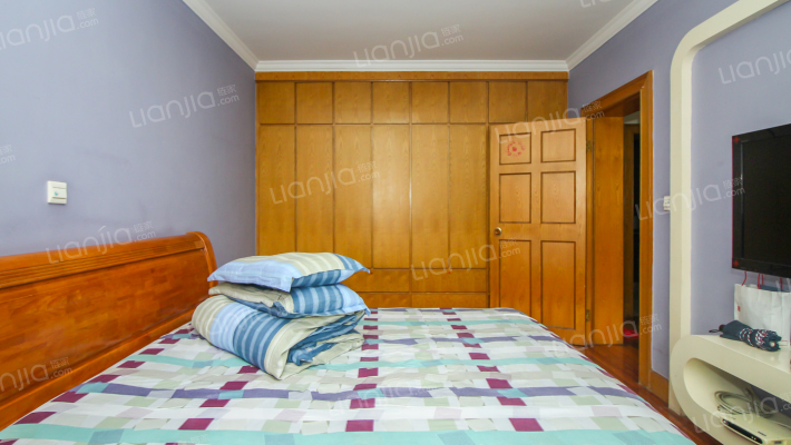 桃浦一村海棠苑,2室1厅,采光好,诚意出售