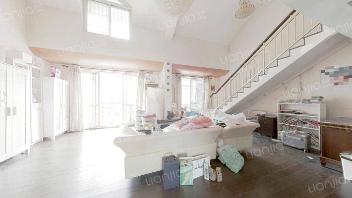 朗晴名居二手房实景图