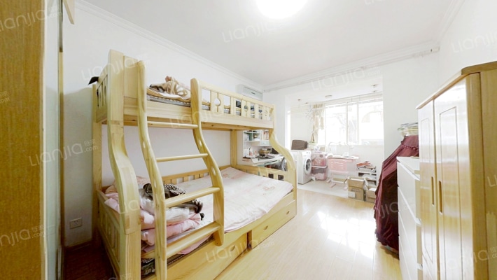 进香河10-16（双号）二手房实景图