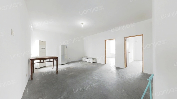 康华新村二手房实景图