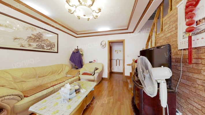 佳乐福新寓二手房实景图