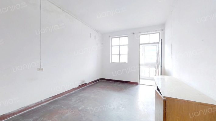 新民路二手房实景图