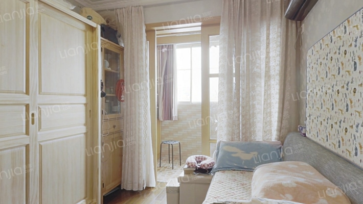 贡园二手房实景图