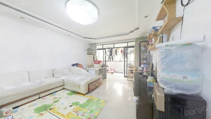馨泰花苑二手房实景图