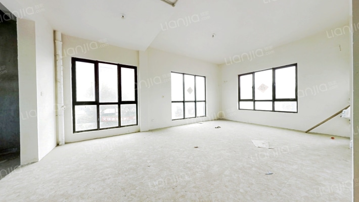 林泉山庄二手房实景图