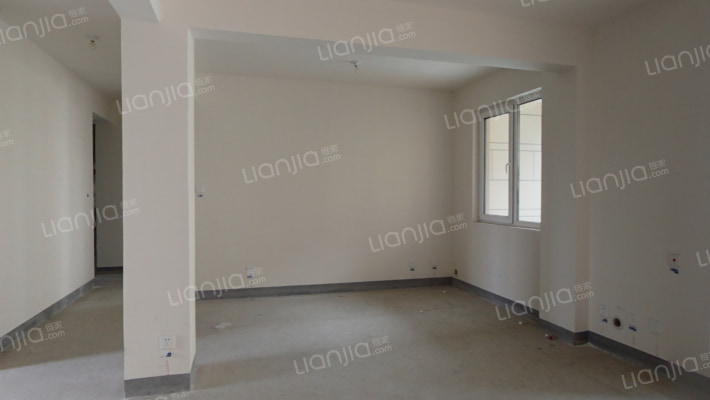 招商雍和苑二手房实景图