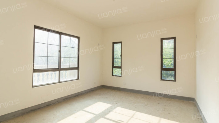 翡翠湾二手房实景图