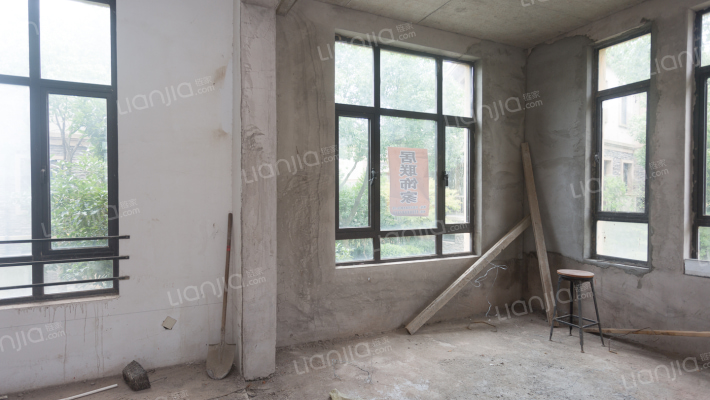 卢瓦尔郡二手房实景图