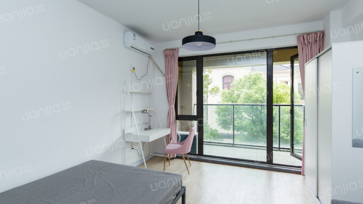 绿城翡翠城三期全景落地窗,边套大4房!