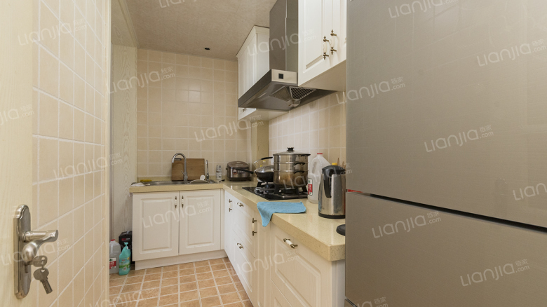 整租· 银爵世纪公寓 3室2厅 6500元