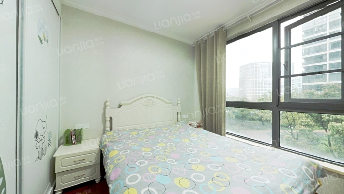 怎么装饰自己的房间阳台 prod-254e4d21-bf09-45b8-87c6-68dc7596cd22.jpg.710x400.jpg