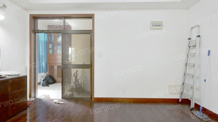 西湖家园二手房实景图