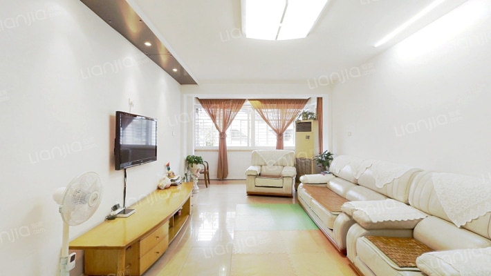 金茂商厦二手房实景图