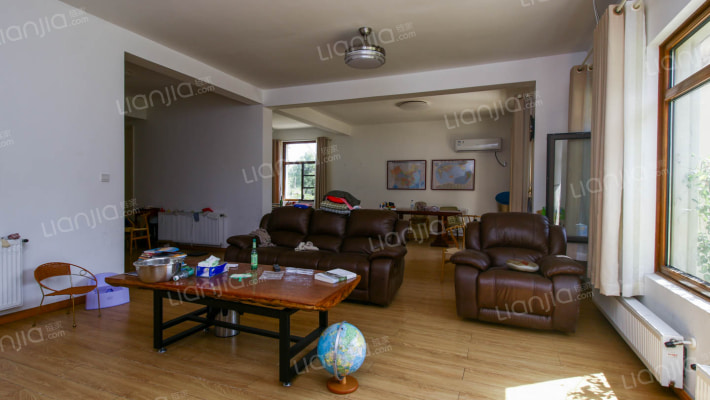 保利国际高尔夫花园二手房实景图