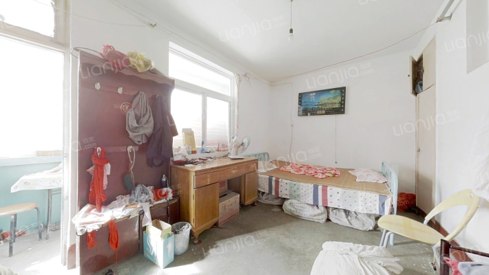 董家镇纺织机械厂宿舍二手房实景图