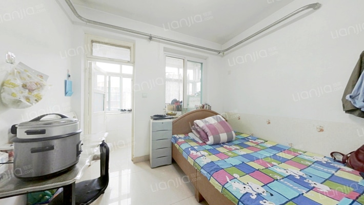 山医宿舍二手房实景图