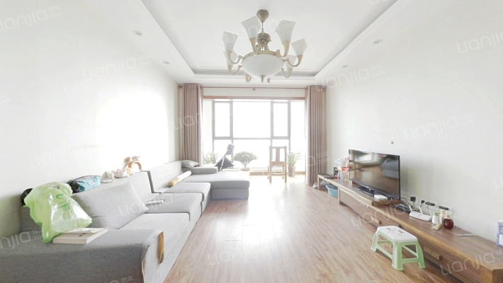 亚德里亚海湾二手房实景图