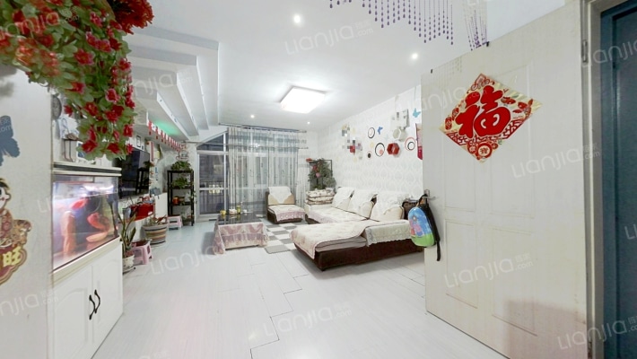 海宸雅园二手房实景图