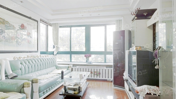 世纪华庭二手房实景图