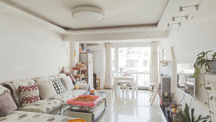 富豪青年国际广场二手房实景图