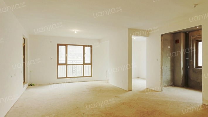 万泰麓溪公馆二手房实景图