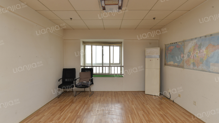 圣基金色领域二手房实景图