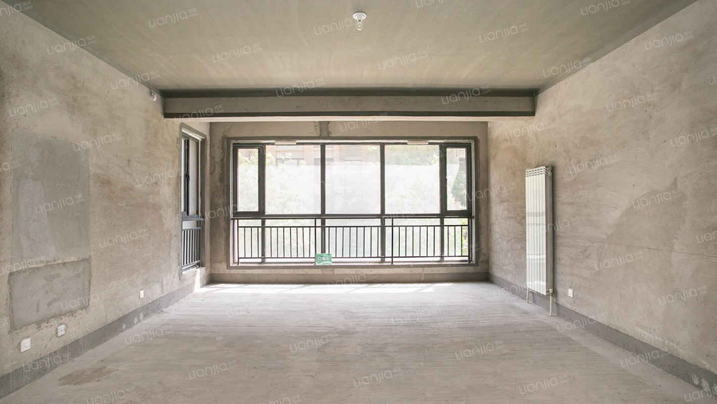 正商铂钻 南北通透毛坯大五居 一梯一户 看房随时