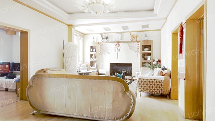 经二路15号院二手房实景图