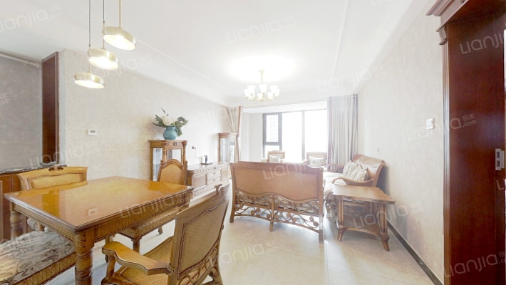 金沙湖高尔夫观邸南区二期二手房实景图