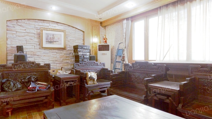 绿茵公寓二手房实景图