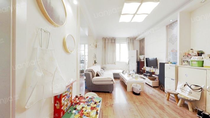 经一路北3号院二手房实景图