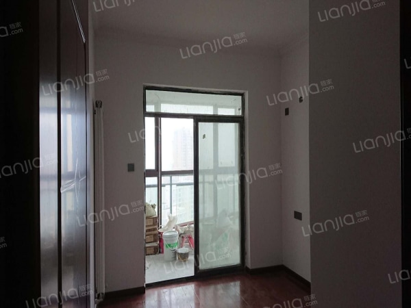 当代东湖壹号 3室2厅 5200元