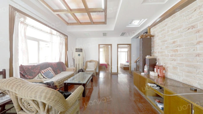 三鸿家园二手房实景图