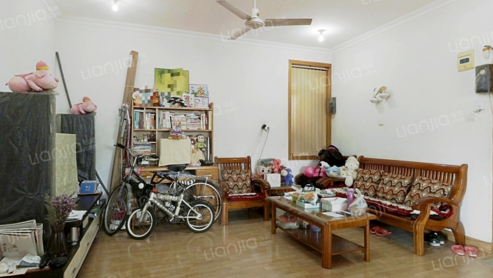 青翠苑小区二手房实景图