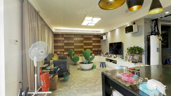 万科四季花城西半岛二手房实景图