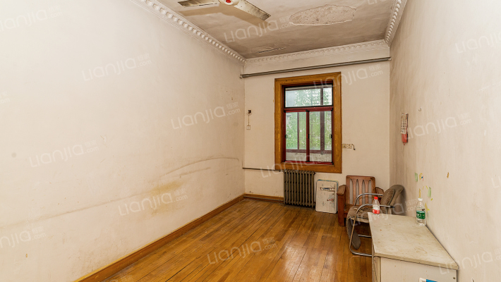 监狱管理局宿舍二手房实景图