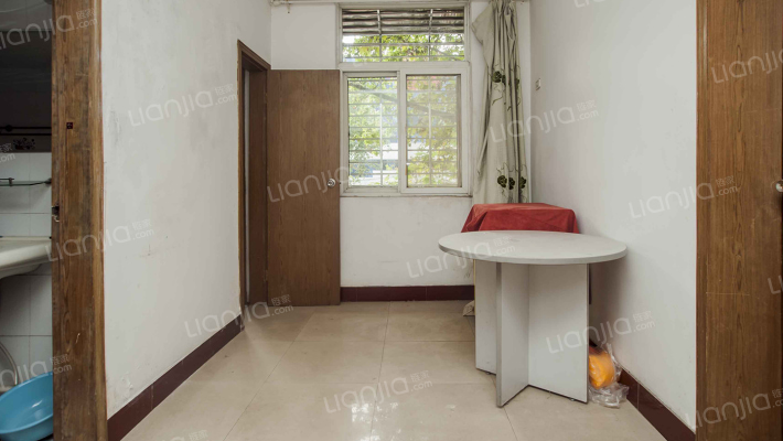 金隆苑小区二手房实景图