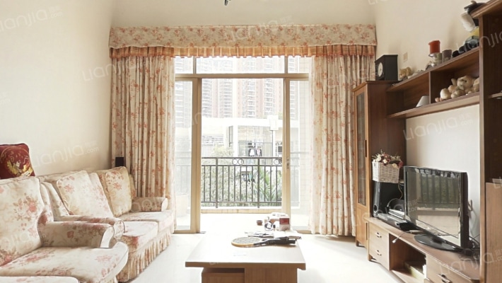 新塘新世界花园嘉怡苑二手房实景图