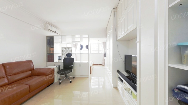 南洲花苑C区二手房实景图