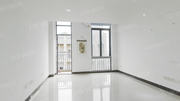 泰景花园东城华庭二手房实景图